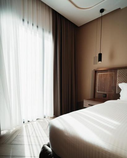 City Hotel By Waves Kenitra Esterno foto